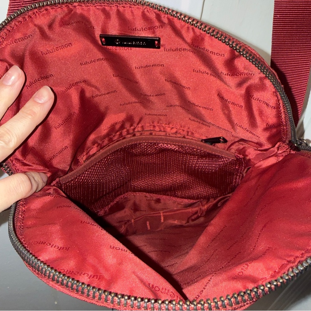lululemon athletica Red Crossbody Bag - Picture 6 of 9